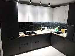 Кухні на замовлення за індивідуальними розмірами від виробника меблів «Etude» у Вінниці - 20180322_200505